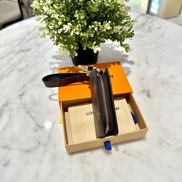 ブランドキーホルダー全体デザイン